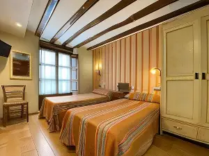 Hostal Rey Pedro I