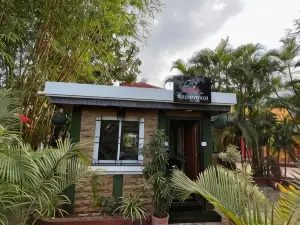 Amrapali Resort