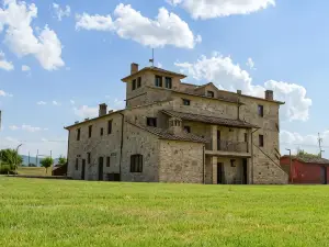 Villaluce Wine Agriturismo