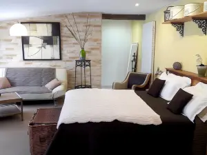 Logis Hotel la Grange du Relais