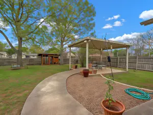 Comfy Home W/ Great Accessibility 3 Bedroom Home by RedAwning