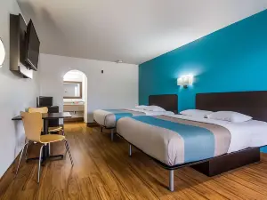 Motel 6 Pensacola, FL - Nas
