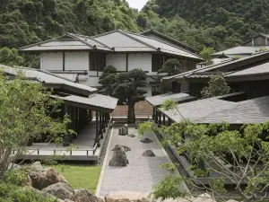 Yoko Onsen Quang Hanh