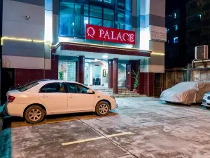 Q Palace