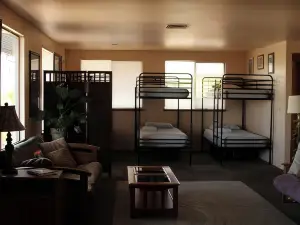 Ashland Commons Hostel
