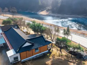인제 황토성펜션