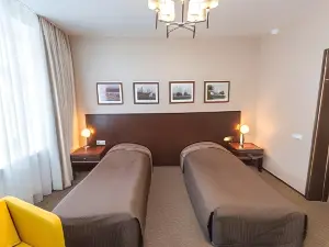 Sarov Hotel