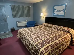 Pratt Budget Inn