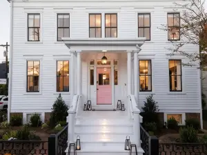 134 Prince - Luxury Boutique Hotel