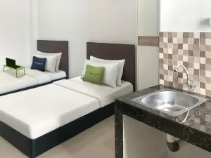 Urbanview Hotel Juanda Kota Agung by RedDoorz