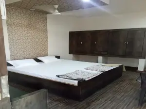 Hotel Kanchan Bedi Bar