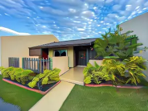 So Florida Getaway! Kendall Centrally Located