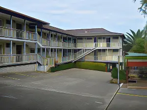 Excelsior Motor Inn