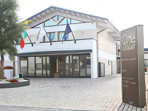 OneMhotel