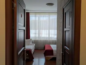 Hantri Hotel