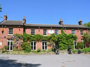 Scarborough Hill Country Inn