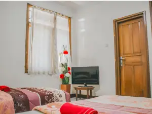 Villa Mawar Adinda Kuningan Syariah RedPartner