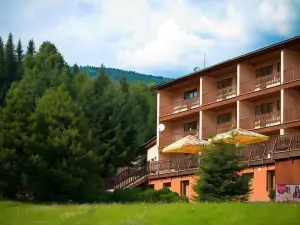 Horský Hotel Podjavorník
