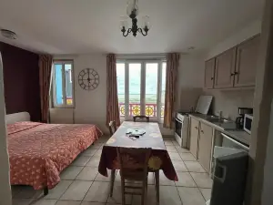 Ets Levillain-Hotel les Caletes