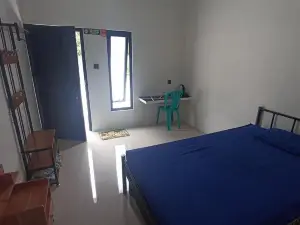 Arirang Homestay Bandara Silangit
