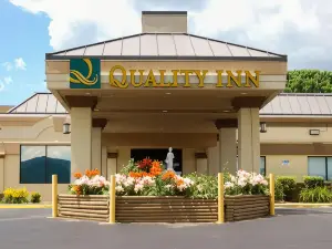 Quality Inn Mill Hall - Lamar