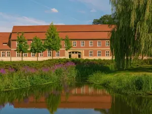 โรงแรมเฟียร์ไซโธฟ ลุคเคินวาลเดอ