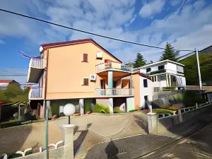 Apartments Mira