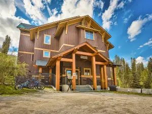 Timberline by StayIn