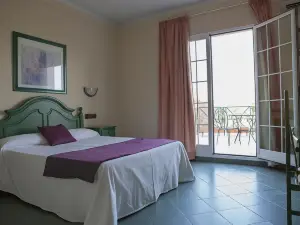 Hotel Mitra Crisálida