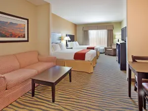 Holiday Inn Express & Suites Gallup East