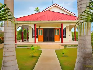 Tonga Holiday Villa