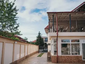 Nest Guesthouse