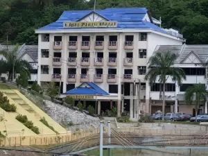 โรงแรมลิปิสพลาซ่า