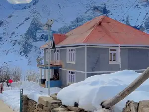 Himalaya Retreat