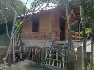 칼리 카투르 리조트