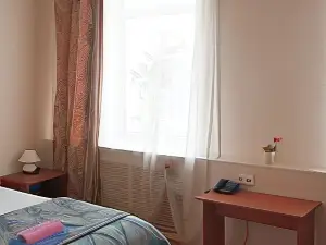 Smart Hotel Kdo Kurgan Hotel