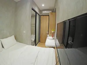 M Cabin Karawaci