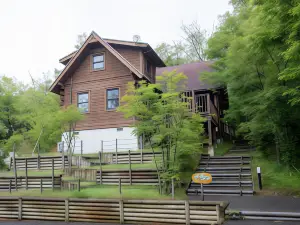 Heart Land Hills in Noto 15 Athletic House