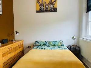 2 Bed Self Contained Apartment Wrexham
