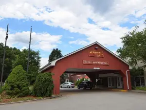 Sturbridge Host Hotel and Conference Center