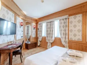 HOTIDAY Room Collection - Campiglio Pradalago