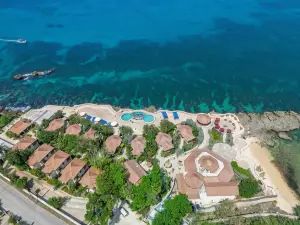 Ocean Cliff Hotel Negril Limited - Adults Only