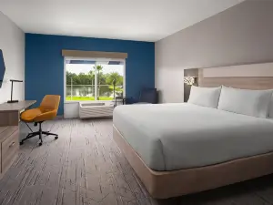 Holiday Inn Express & Suites CHAFFEE-JACKSONVILLE WEST by IHG