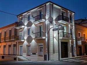 Antico Palazzo del Corso by Home Dardano