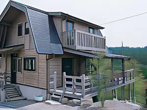 Hiiragi Cottage