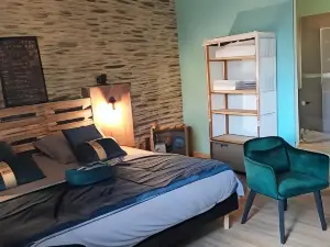 Bed and Breakfast au Champ du Douits