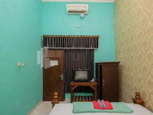Hotel Wisata Ziarah Sunan Bonang Syariah Mitra RedDoorz