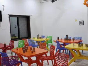 OYO Hotel Seth Sawre