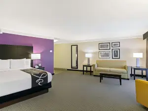 La Quinta Inn & Suites by Wyndham Boston-Andover