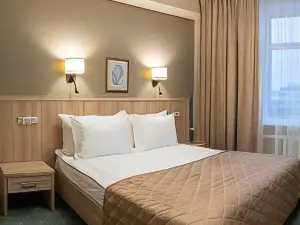 Vostok Hotel